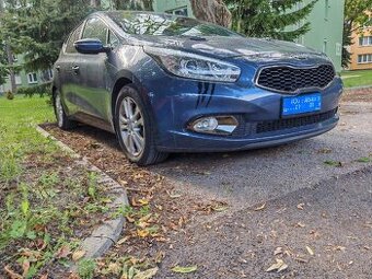 Kia ceed 1.4 crdi 66kw 2012