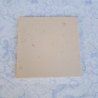 Retro technická dlažba – bielo-okrová matná - 0,20€ za ks