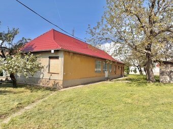 Predaj- vidiecky rodinný dom s 10 á pozemkom, Vinodol