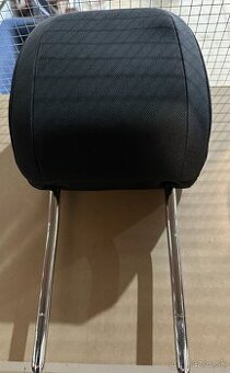 Hlavová opierka Jaguár E-Pace 2017 látková