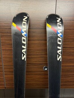 Salomon zjazdové lyže