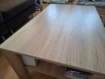 Stol do obyvacky