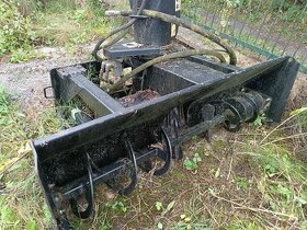 Snežna fréza na CAT - 1