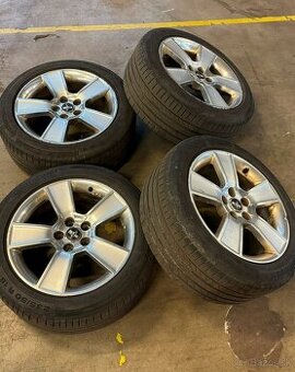 ford mustang 18x8.5J 5x114.3  235/50R18