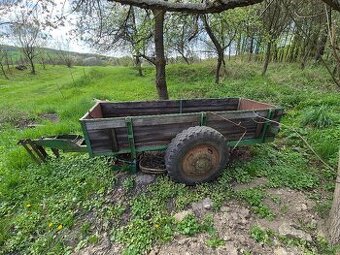 vlečka za traktor jednonápravová