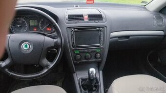 ŠKODA OCTAVIA - 1