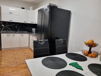 3 IZBOVÝ BYT + LOGGIA 68 m2 STARÁ TURÁ  NMNV