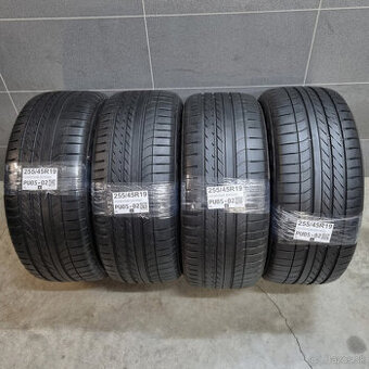 Letné pneumatiky 255/45 R19 GOODYEAR