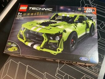 Lego Technic 42138 Ford Mustang Shelby GT500 (Pull back)