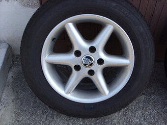 Octavia disky 5x112 r15, pneu 195/65 r15 ,dezén 7 mm