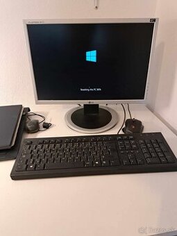 Počítač HP i3