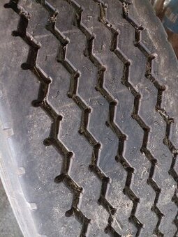 Pneu na naves pirelli st 35 - 1