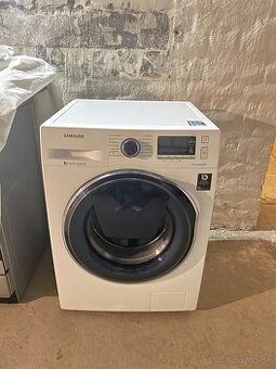 SAMSUNG Práčka s AddWash dvierkami 9 kg