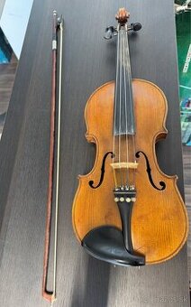 Husle 4/4 Steiner
