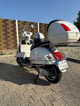 VESPA GTS 300