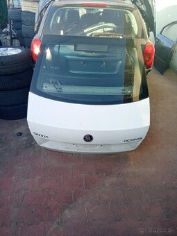 Octavia 3 dvere