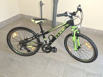 Predám detský bicykel 24kola Cube čierno zeleny