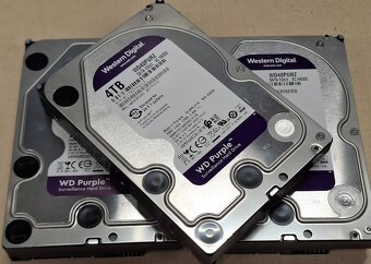 4TB SURVEILLANCE HDD pre 24/7 prevádzku