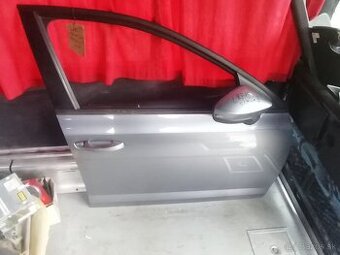 Práve predné dvere octavia 3 color LF8L - 1