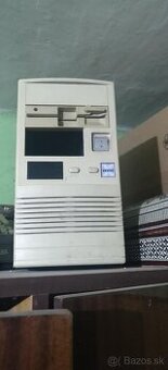 Retro starý PC a monitor pre zberateľov - 1
