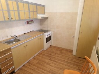 NA PRENÁJOM – 3-izbový byt so zaskleným balkónom v Kežmarku