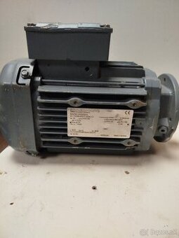 Trojfaz. elektrmotor