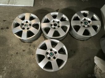 Predám elektróny 15" originál Škoda