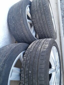 Predam elektrony renault r17