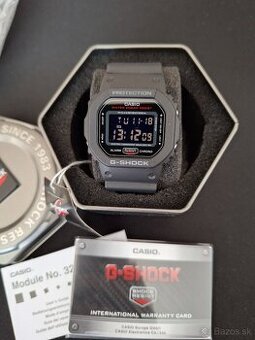 Predam Casio G-Shock  DW-5600HR-1ER