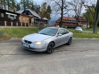 honda accord 3.0vtec coupe - 1