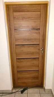 Predám 2 kusy interiérové dvere Voster - 80 cm