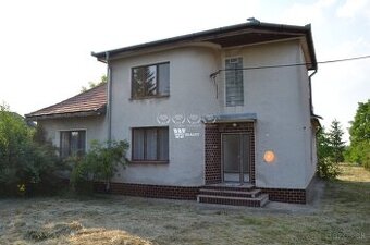 Na predaj rodinný dom s veľkou záhradou v obci Radava v okre