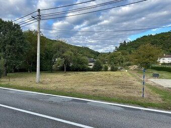 Stavebný pozemok - 1