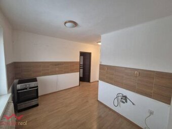 Menší 2-izbový byt ul. Priateľstva, Komárno