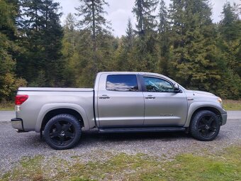 Toyota TUNDRA 4X4 5,7 iForce / LPG / DPH / REZERVOVANE