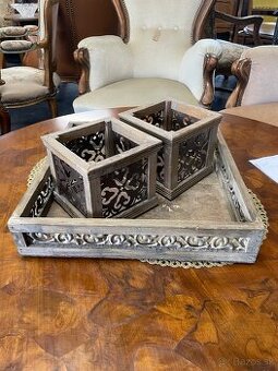 Dekorácia - svietniky a podnos