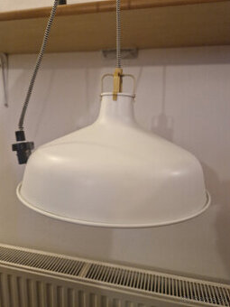 Biele retro stropné svietidlo