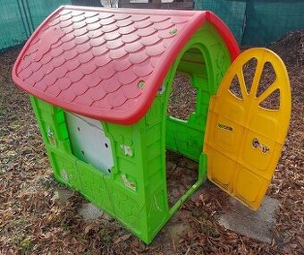 domcek plastovy pre deti