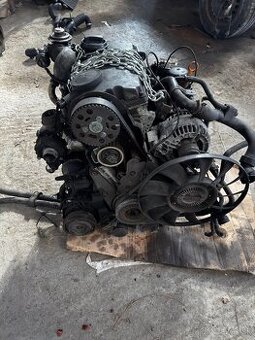 Predam motor vw 1.9tdi PD - 1