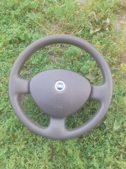 Fiat punto 2 volant