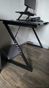 Predam herny PC stol