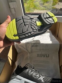 Uvex 42