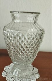 Sklenená váza - Vladislav Urban