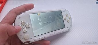 Predám PSP 1004 Ice white z krémovými tlačidlami