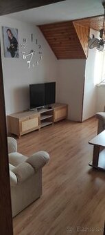 Prenajmem 4 izbový byt Humenné Sokolej