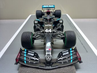 F1 MERCEDES W11 HAMILTON VÍTĚZ GP TURECKA 2020 SPARK 1:18