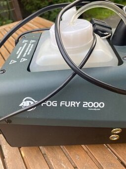 Dymostroj ADJ fury 2000