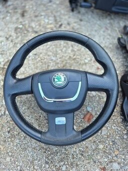 Predám kompletný volant pre Škoda Octavia II 2 VRS