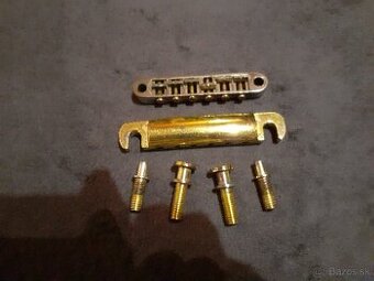 zlatý hardware na Les Paul, alebo SG.