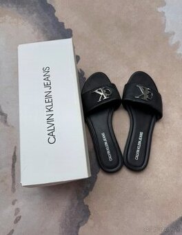Šľapky Calvin Klein